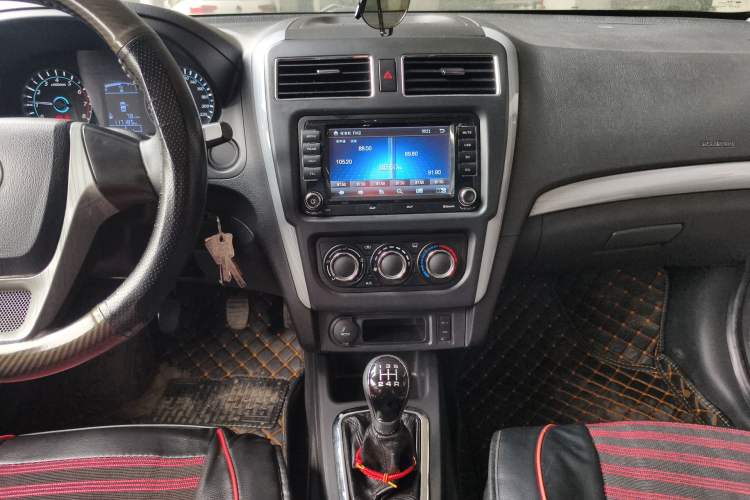 Used FORTHING Joyear S50 2014 1.5L Manual Luxury Edition Audio And AC Panel