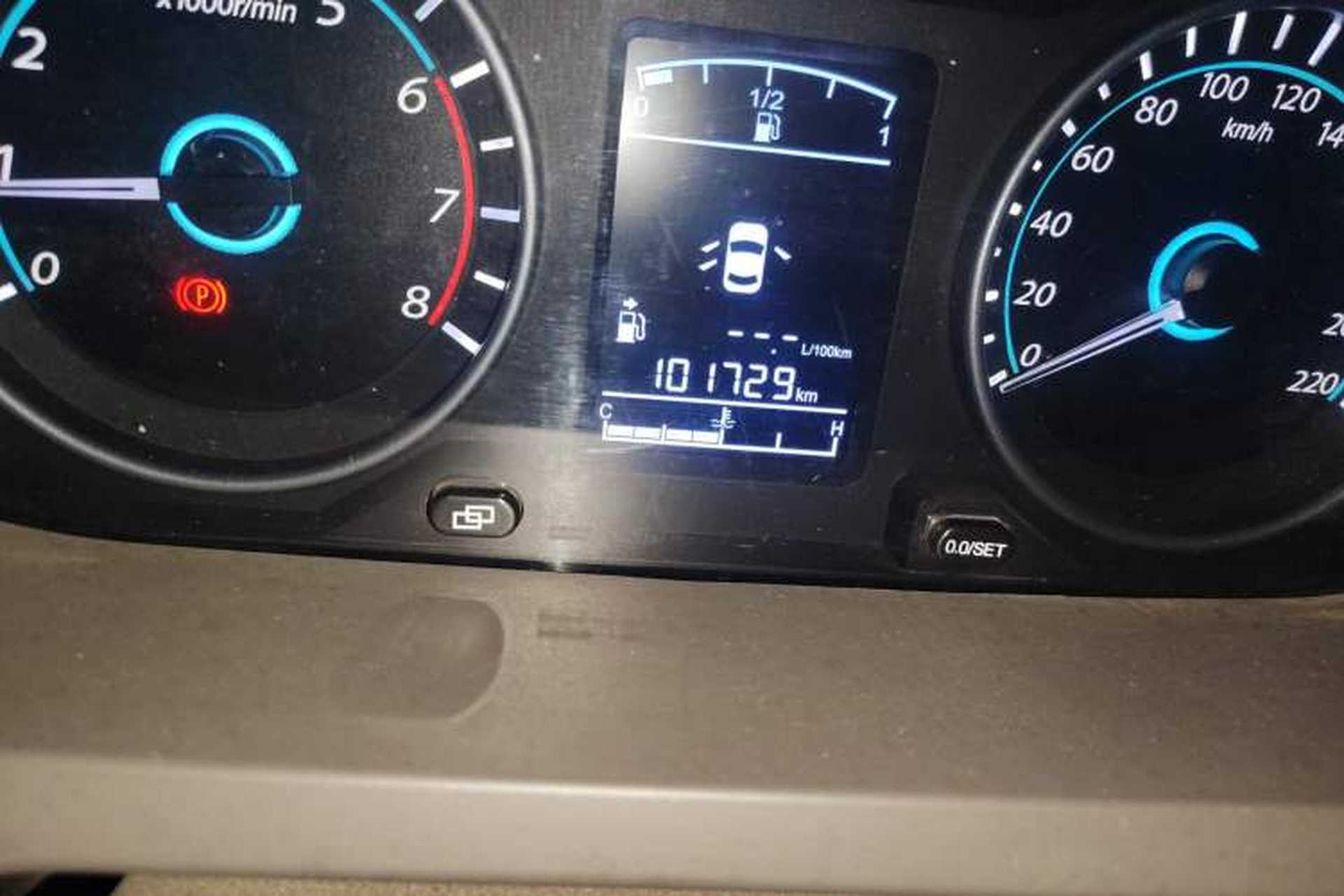 Used FORTHING Joyear S50 2014 1.5L Manual Luxury Model Odometer Close Up