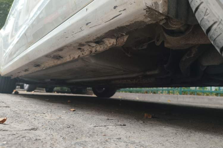 Used FORTHING Joyear S50 2014 1.6L CVT Luxury Model Chassis Rear