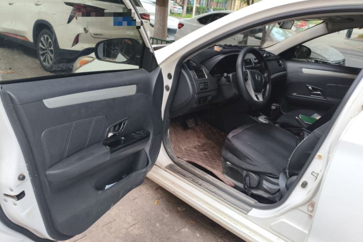 Used FORTHING Joyear S50 2014 1.6L CVT Luxury Model Driver Seat
