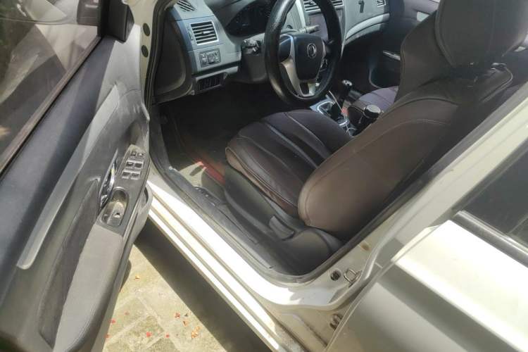 Used FORTHING Joyear S50 2014 1.5L Manual Luxury Model Driver Seat