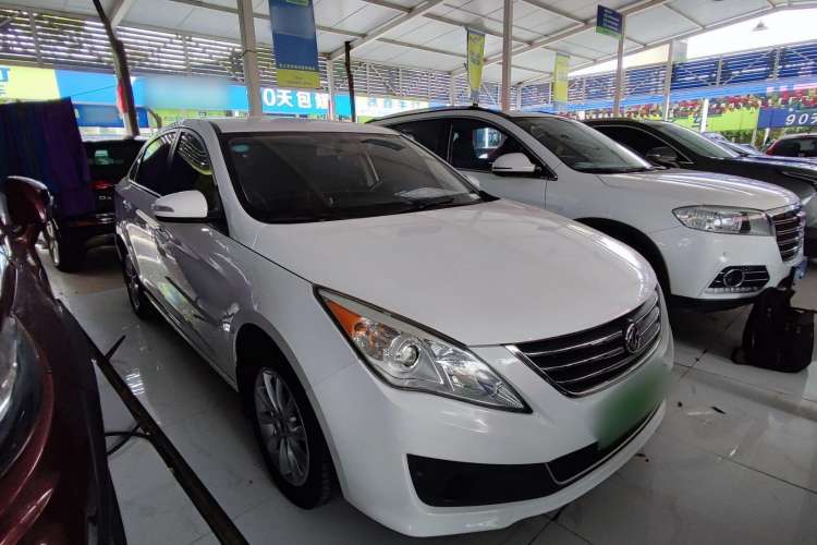 Used FORTHING Joyear S50 2014 1.6L CVT Luxury Model Exterior 2