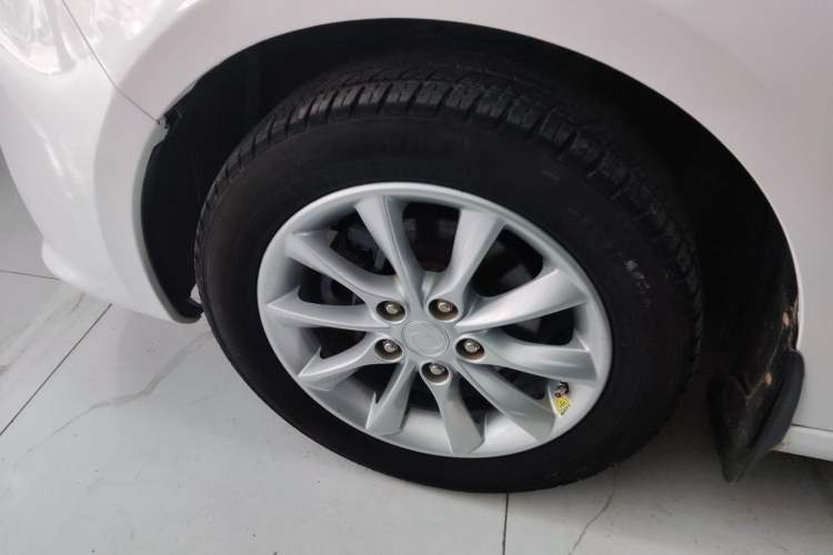 Used FORTHING Joyear S50 2014 1.6L CVT Luxury Model Exterior 7