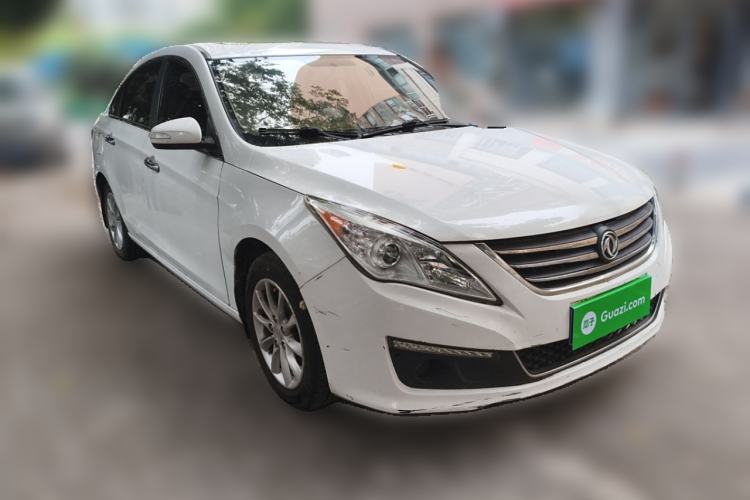 Used FORTHING Joyear S50 2014 1.6L CVT Luxury Model Front Right 45 Deg