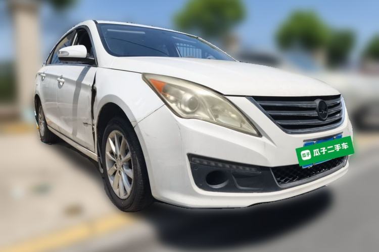 Used FORTHING Joyear S50 2014 1.5L Manual Luxury Edition Front Right 45 Deg