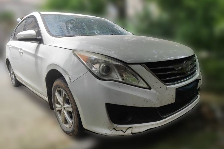 Used FORTHING Joyear S50 2014 1.5L Manual Luxury Model Front Right 45 Deg