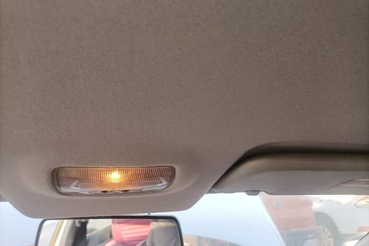 Used FORTHING Joyear S50 2014 1.6L CVT Luxury Model Headliner