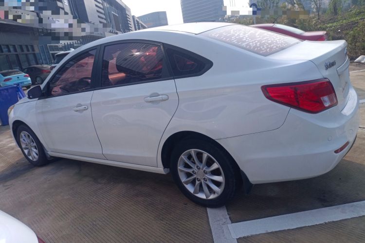 Used FORTHING Joyear S50 2014 1.6L CVT Luxury Model Left Side