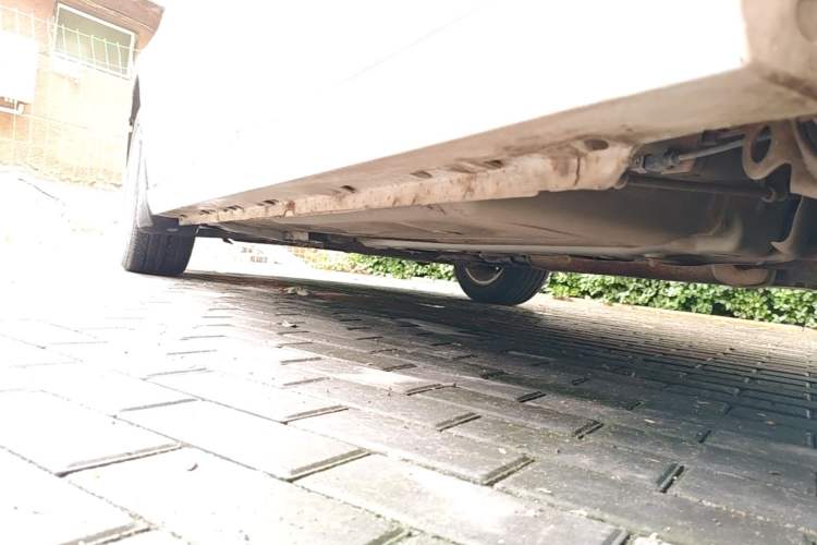 Used FORTHING Joyear S50 2014 1.6L CVT Luxury Model Left Side Sill