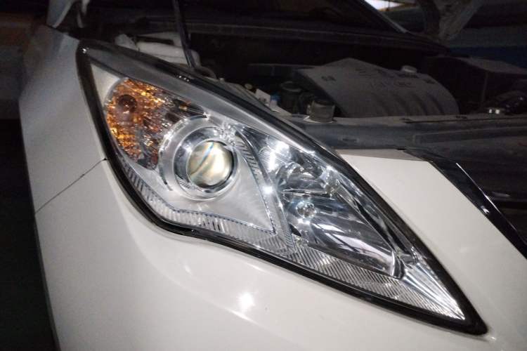 Used FORTHING Joyear S50 2014 1.5L Manual Luxury Edition Right Front Headlight