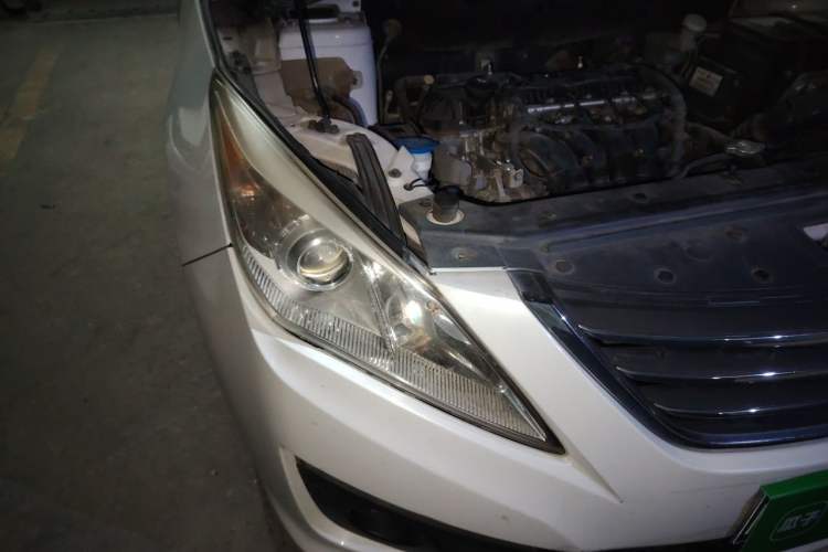 Used FORTHING Joyear S50 2014 1.6L CVT Luxury Model Right Front Headlight