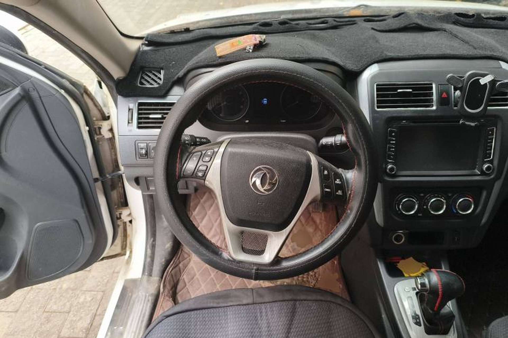 Used FORTHING Joyear S50 2014 1.6L CVT Luxury Model Steering Wheel