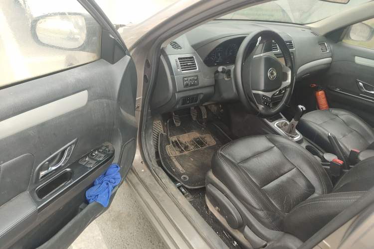 Used FORTHING Joyear S50 2014 1.5L Manual Luxury Edition Driver Seat