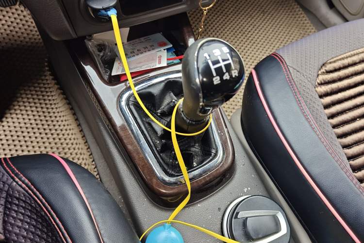 Used FORTHING Joyear S50 2016 1.5L Manual Luxury Edition Gear Lever