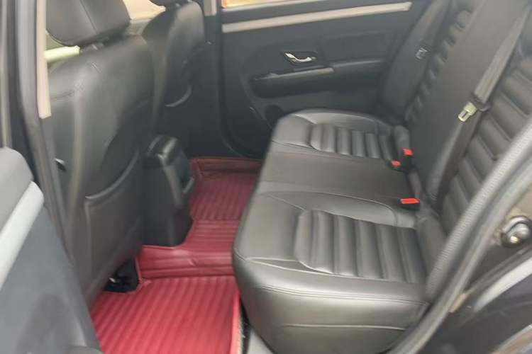 Used FORTHING Joyear S50 2016 1.5L Manual Luxury Model Interior 3