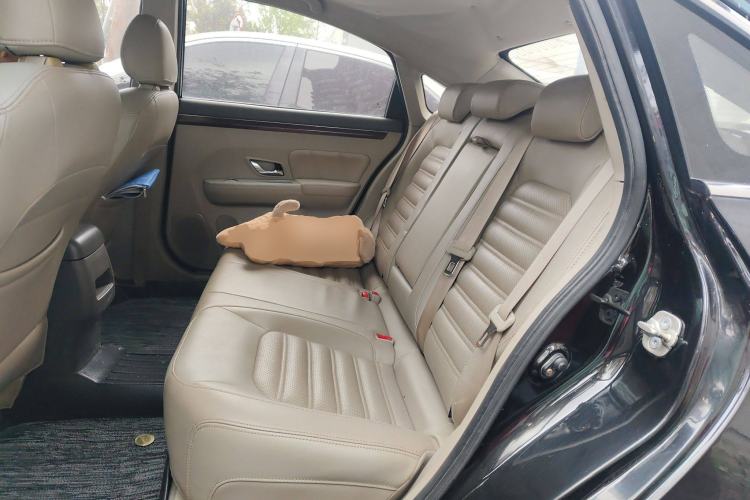 Used FORTHING Joyear S50 2016 1.6L CVT Deluxe Model Left Rear Seat