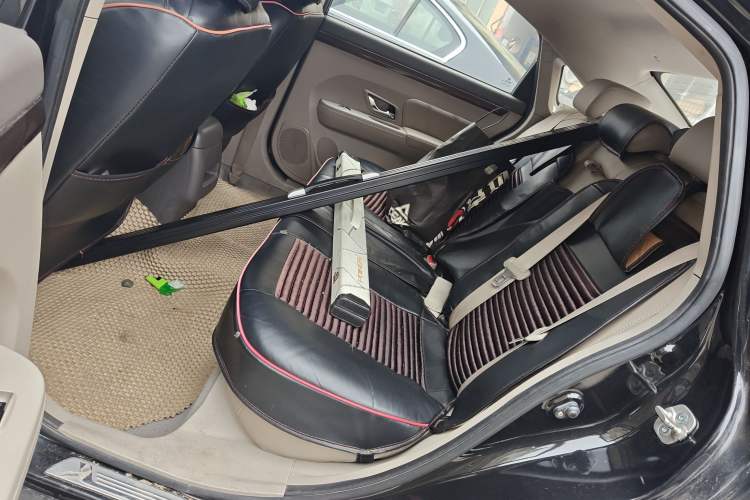 Used FORTHING Joyear S50 2016 1.5L Manual Luxury Edition Left Rear Seat