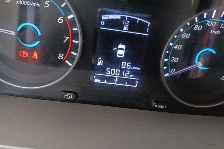 Used FORTHING Joyear S50 2016 1.5L Manual Luxury Edition Odometer Close Up