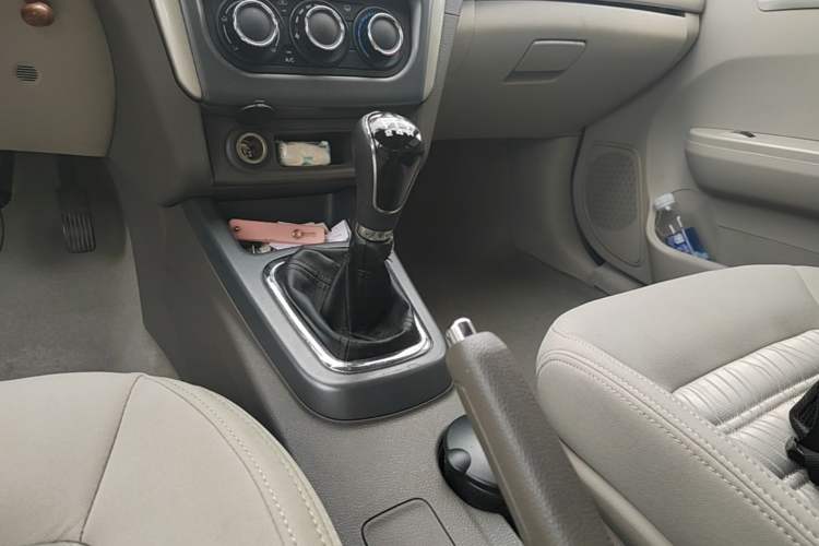 Used FORTHING Joyear S50 2016 1.5L Manual Luxury Model Gear Lever