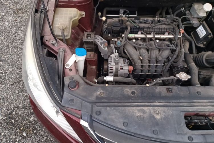 Used FORTHING Joyear S50 2016 1.6L CVT Deluxe Model Engine Bay Right