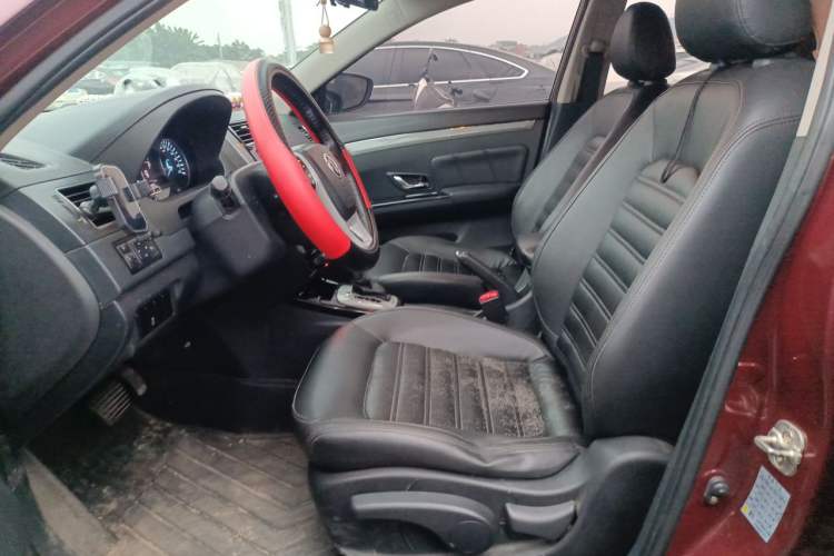 Used FORTHING Joyear S50 2016 1.6L CVT Deluxe Model Left Front Seat