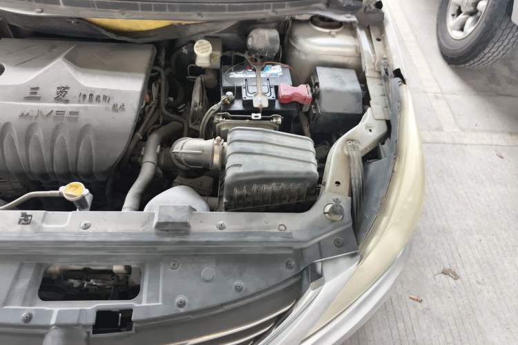 Used FORTHING Joyear S50 2016 1.6L CVT Luxury Model Engine Bay Left