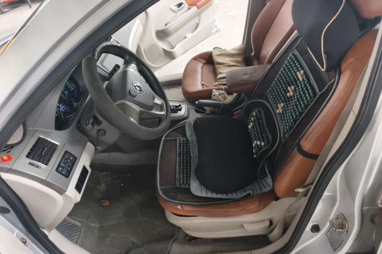 Used FORTHING Joyear S50 2016 1.6L CVT Luxury Model Left Front Seat