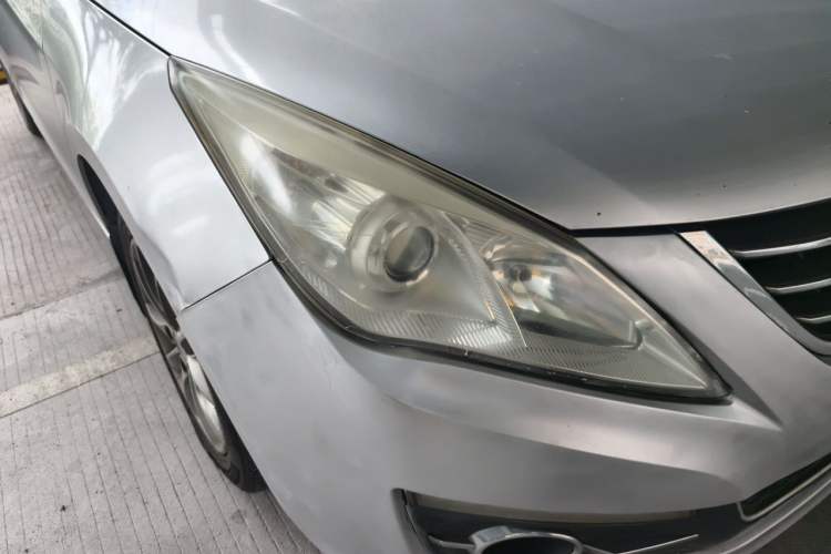 Used FORTHING Joyear S50 2016 1.6L CVT Luxury Model Right Front Headlight