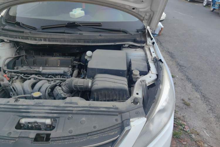 Used FORTHING Joyear S50 2016 2.0L Manual Luxury Version Engine Bay Left