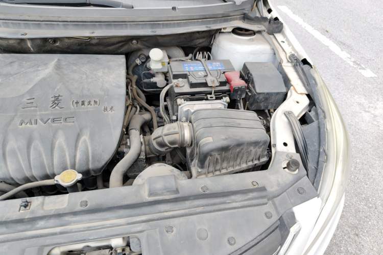 Used FORTHING Joyear S50 2016 1.5L Manual Luxury Edition Engine Bay Left