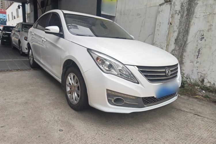 Used FORTHING Joyear S50 2016 1.5L Manual Luxury Edition Front Right 45 Deg