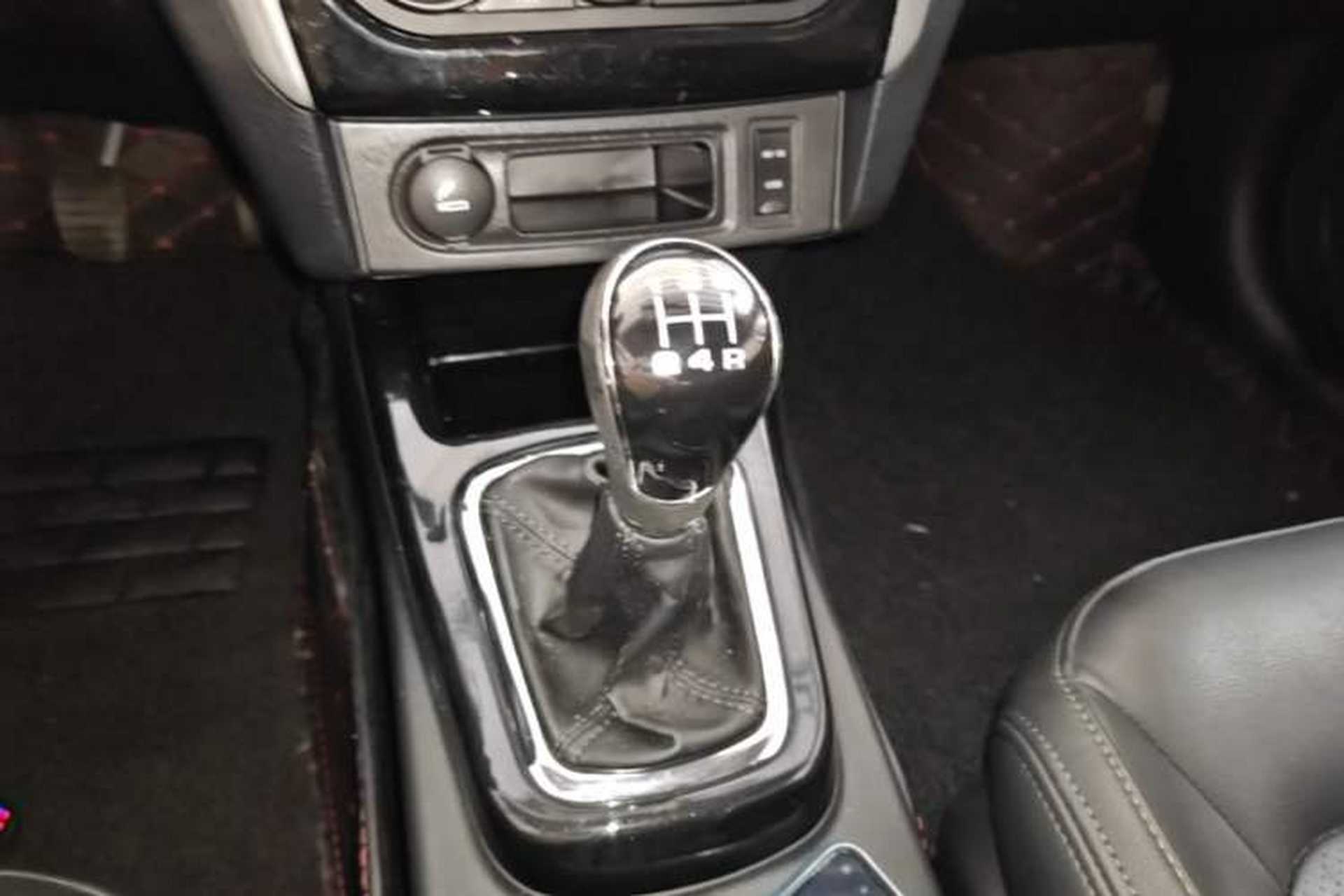 Used FORTHING Joyear S50 2016 2.0L Manual Luxury Version Gear Lever