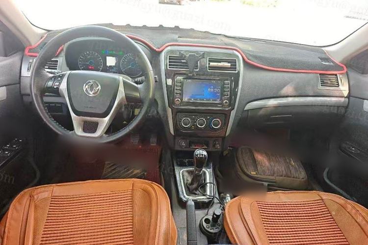 Used FORTHING Joyear S50 2016 1.5L Manual Luxury Edition Interior 1