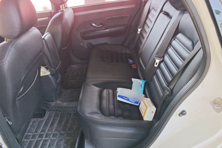 Used FORTHING Joyear S50 2016 2.0L Manual Luxury Version Left Rear Seat