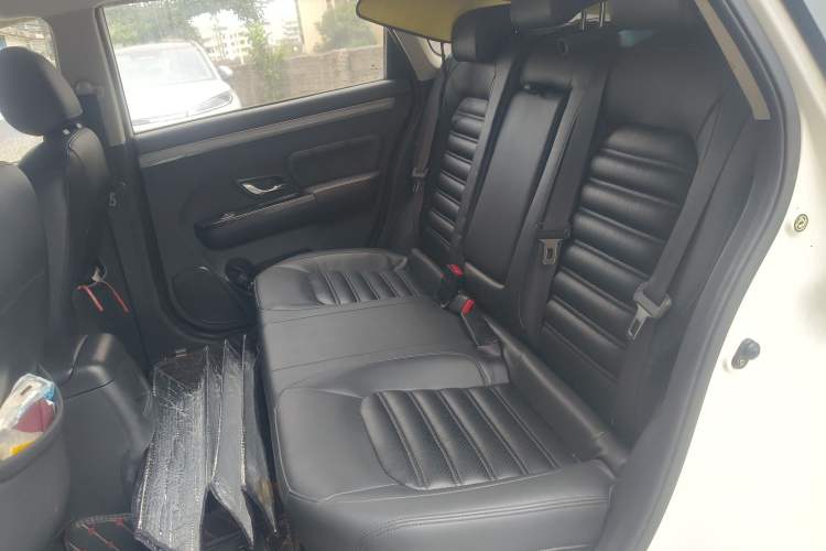 Used FORTHING Joyear S50 2016 2.0L Manual Luxury Version Left Rear Seat
