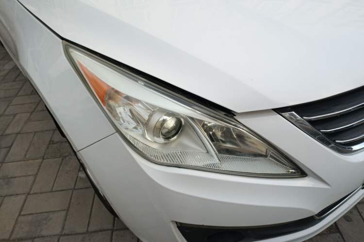 Used FORTHING Joyear S50 2016 1.5L Manual Luxury Model Right Front Headlight