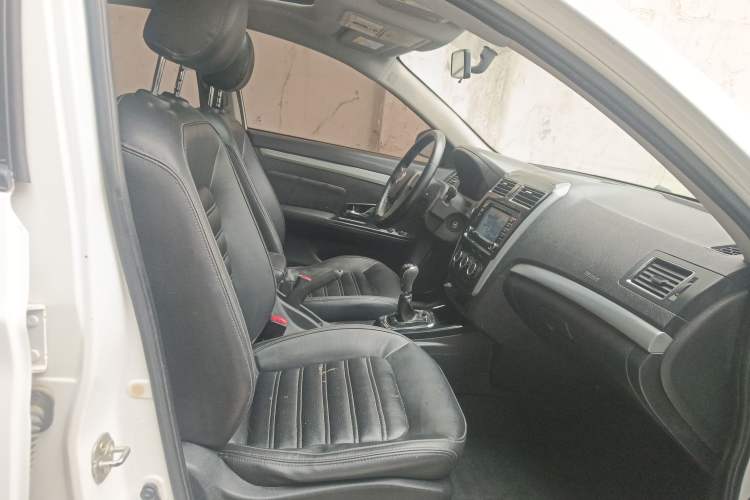 Used FORTHING Joyear S50 2016 1.5L Manual Luxury Edition Right Front Seat