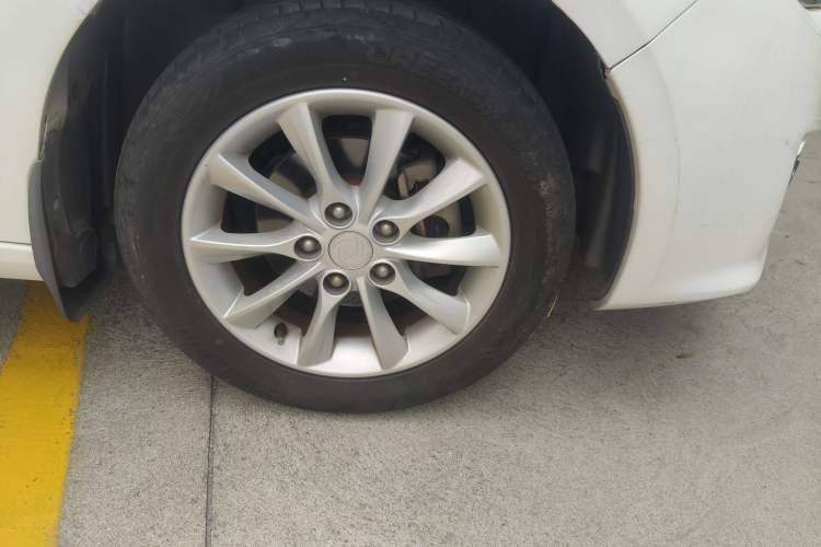 Used FORTHING Joyear S50 2016 2.0L Manual Luxury Version Right Front Wheel Hub