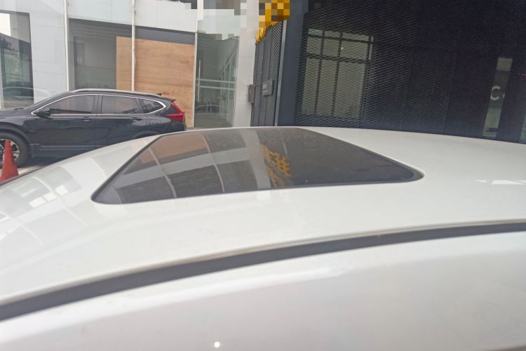 Used FORTHING Joyear S50 2016 1.5L Manual Luxury Edition Roof