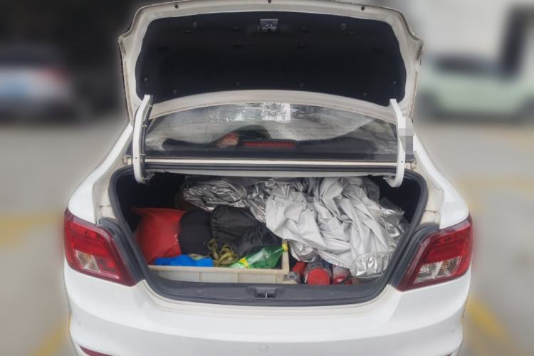 Used FORTHING Joyear S50 2016 2.0L Manual Luxury Version Trunk