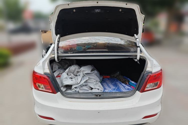 Used FORTHING Joyear S50 2016 1.5L Manual Luxury Edition Trunk
