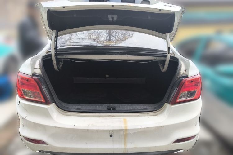 Used FORTHING Joyear S50 2016 1.5L Manual Luxury Edition Trunk