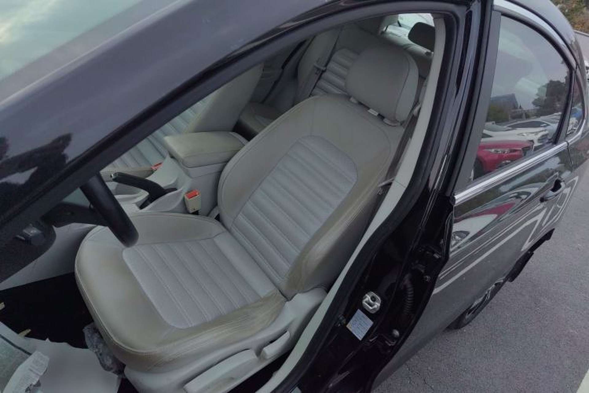 Used FORTHING Joyear S50 2017 1.5L Manual Luxury Model Left Front Seat