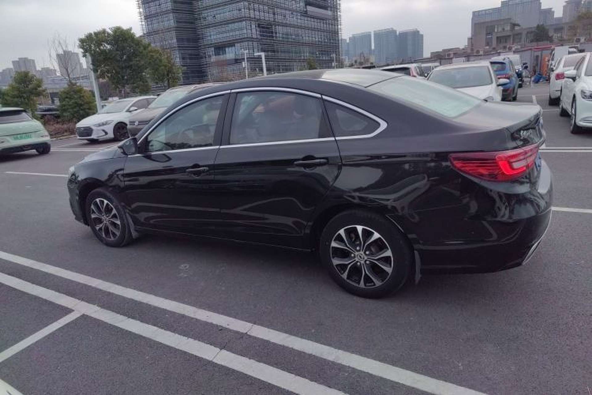 Used FORTHING Joyear S50 2017 1.5L Manual Luxury Model Left Side