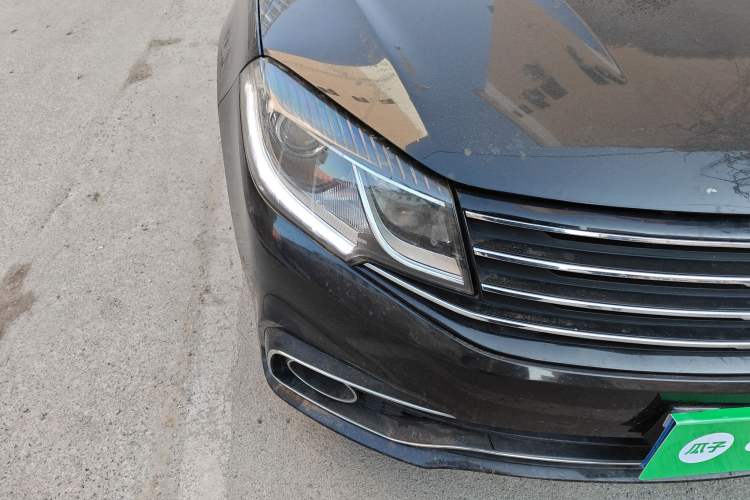 Used FORTHING Joyear S50 2017 1.5L Manual Luxury Model Right Front Headlight