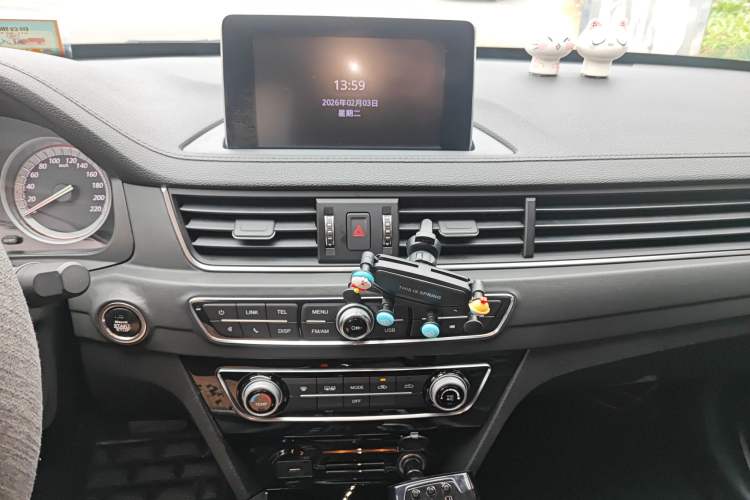 Used FORTHING Joyear S50 2017 1.6L CVT Luxury Model Audio And AC Panel