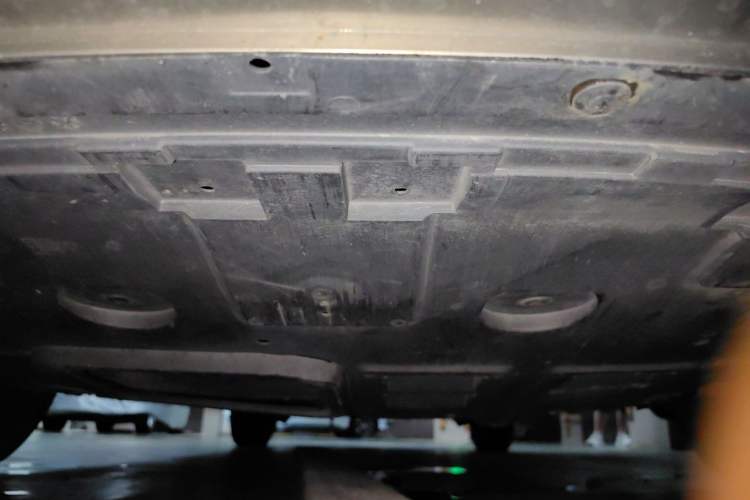 Used FORTHING Joyear S50 2017 1.6L CVT Luxury Model Chassis Front