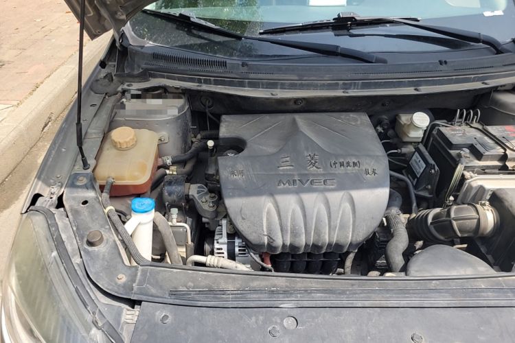 Used FORTHING Joyear S50 2017 1.6L CVT Luxury Model Engine Bay Right