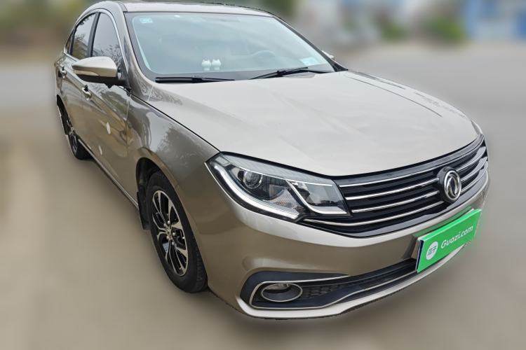 Used FORTHING Joyear S50 2017 1.6L CVT Luxury Model Front Right 45 Deg