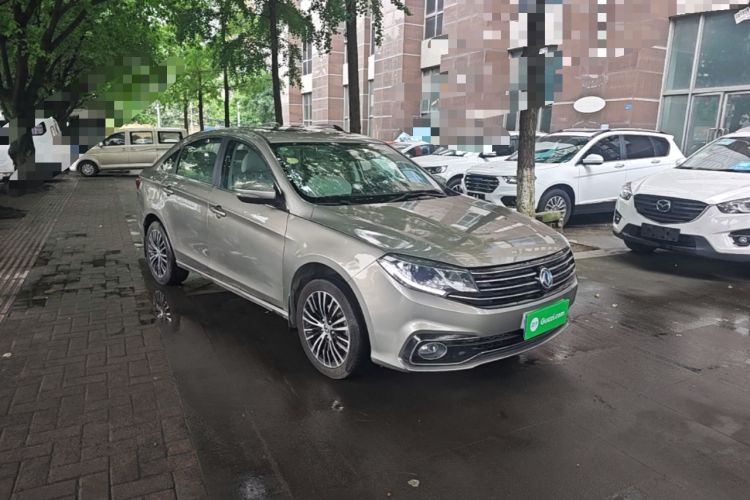 Used FORTHING Joyear S50 2017 2.0L Manual Luxury Version Front Right 45 Deg